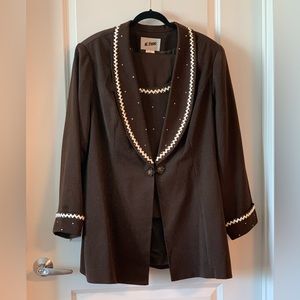 ML Studio Skirt Suit